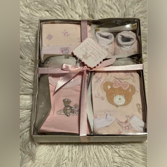 Cuddle bear 4 piece starter set 3-6 months - Picture 1 of 1